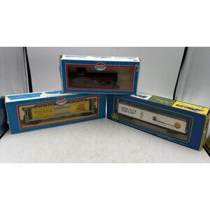 Model Railroad Cars Tanker Box Car And Caboose With Boxes Vintage NMRA
